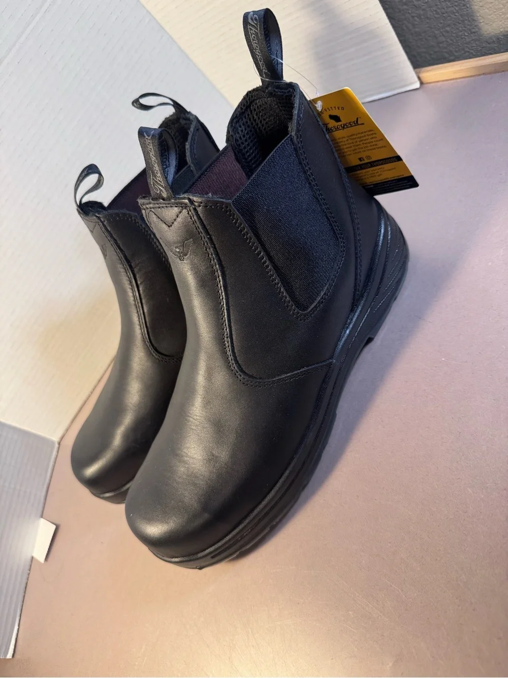 NWT Thorogood Black Leather Chelsea Work Boots – Men’s 11M